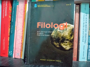 Mengenal Lebih Dekat Buku Filologi di Universitas Terbuka